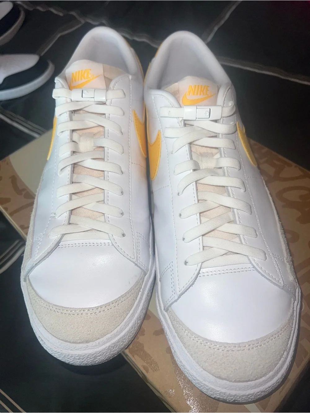 Nike Blazer Low Yellow Size 11.5 m